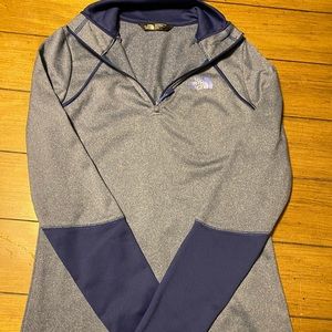 Women’s Northface dry fit